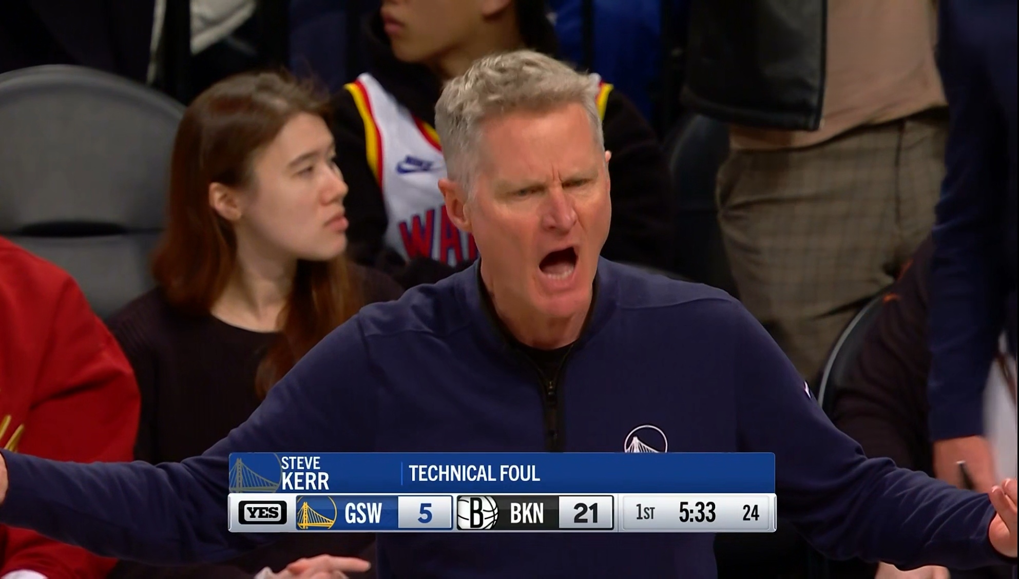 开云移动-电竞国家队在比赛中受伤退赛，勇士主帅表示担忧的简单介绍