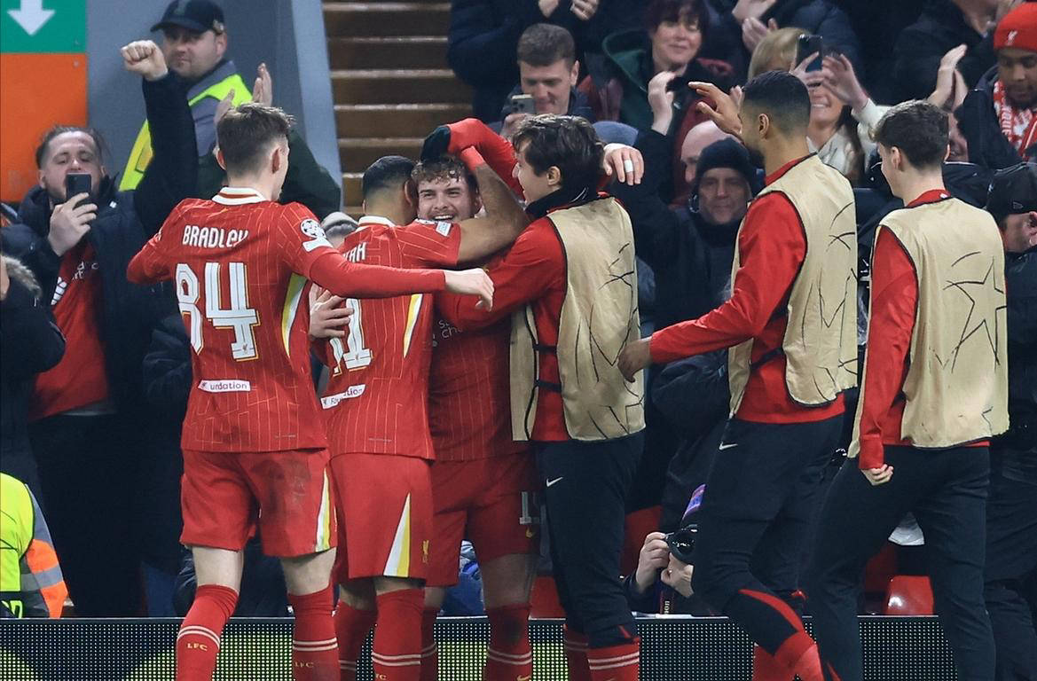 kaiyun-利物浦击败老对手巴萨，晋级之路一路高歌！的简单介绍