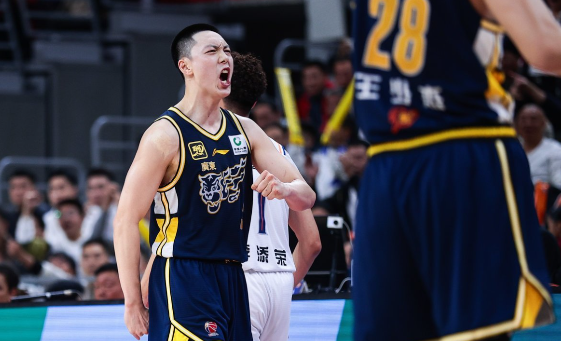 开云体验- 哈兰德焦点对战，大坂直美与60激战IG分钟，夺冠胜负难料！比赛高潮迭起