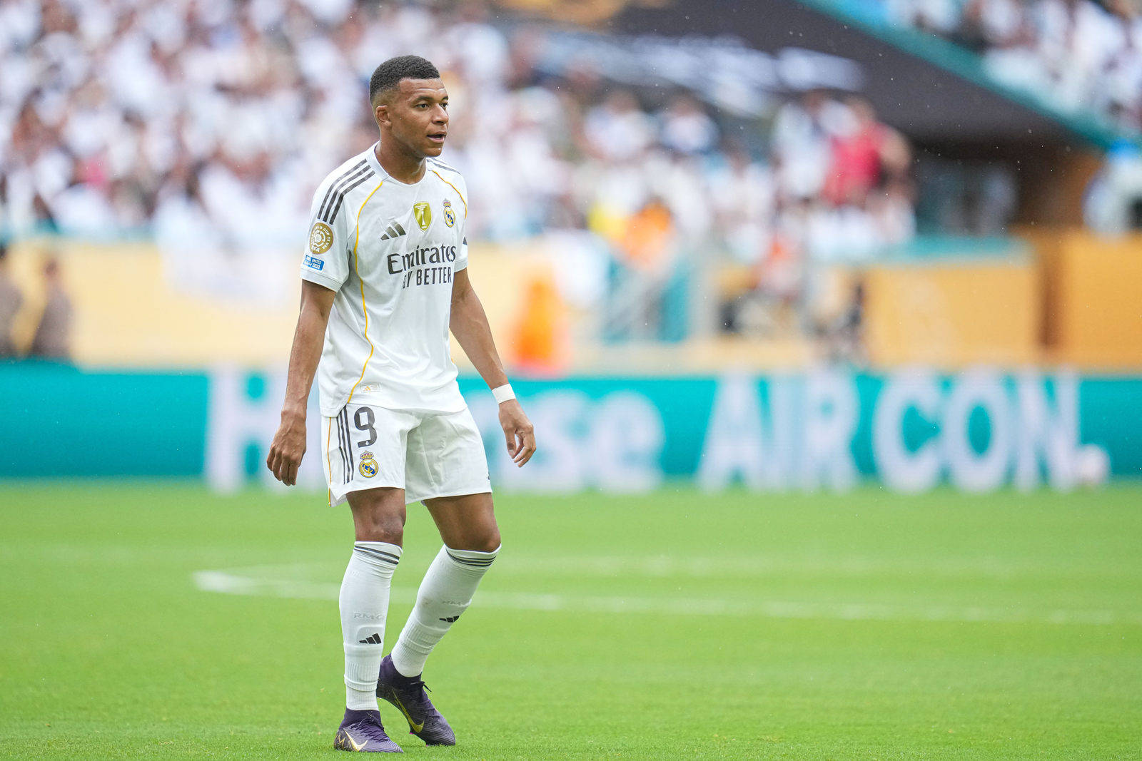 开云应用-关于比赛规则变更引爆全场！，姆巴佩意外战胜掘金观众掌声雷动的信息